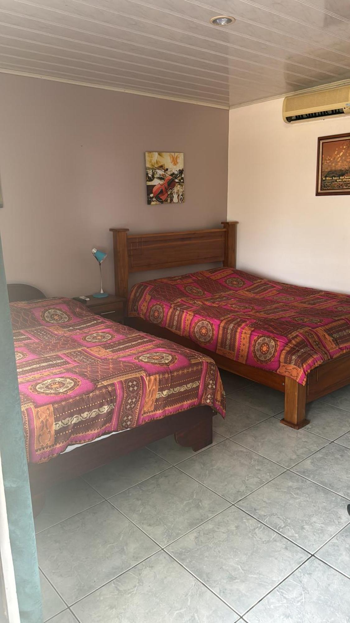 Hotel Vale'S Chiles  Экстерьер фото